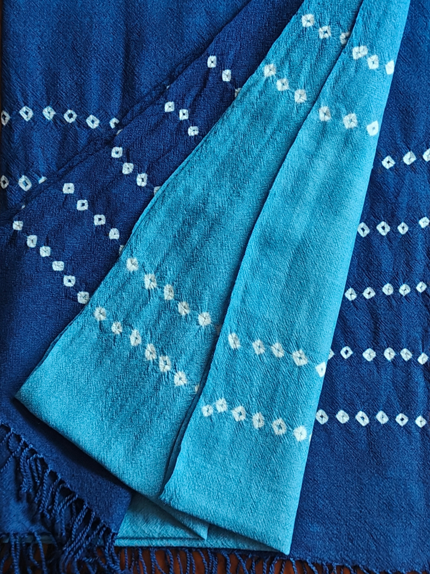 Indigo Blue Bandani Ombre Handwoven Woollen Stole