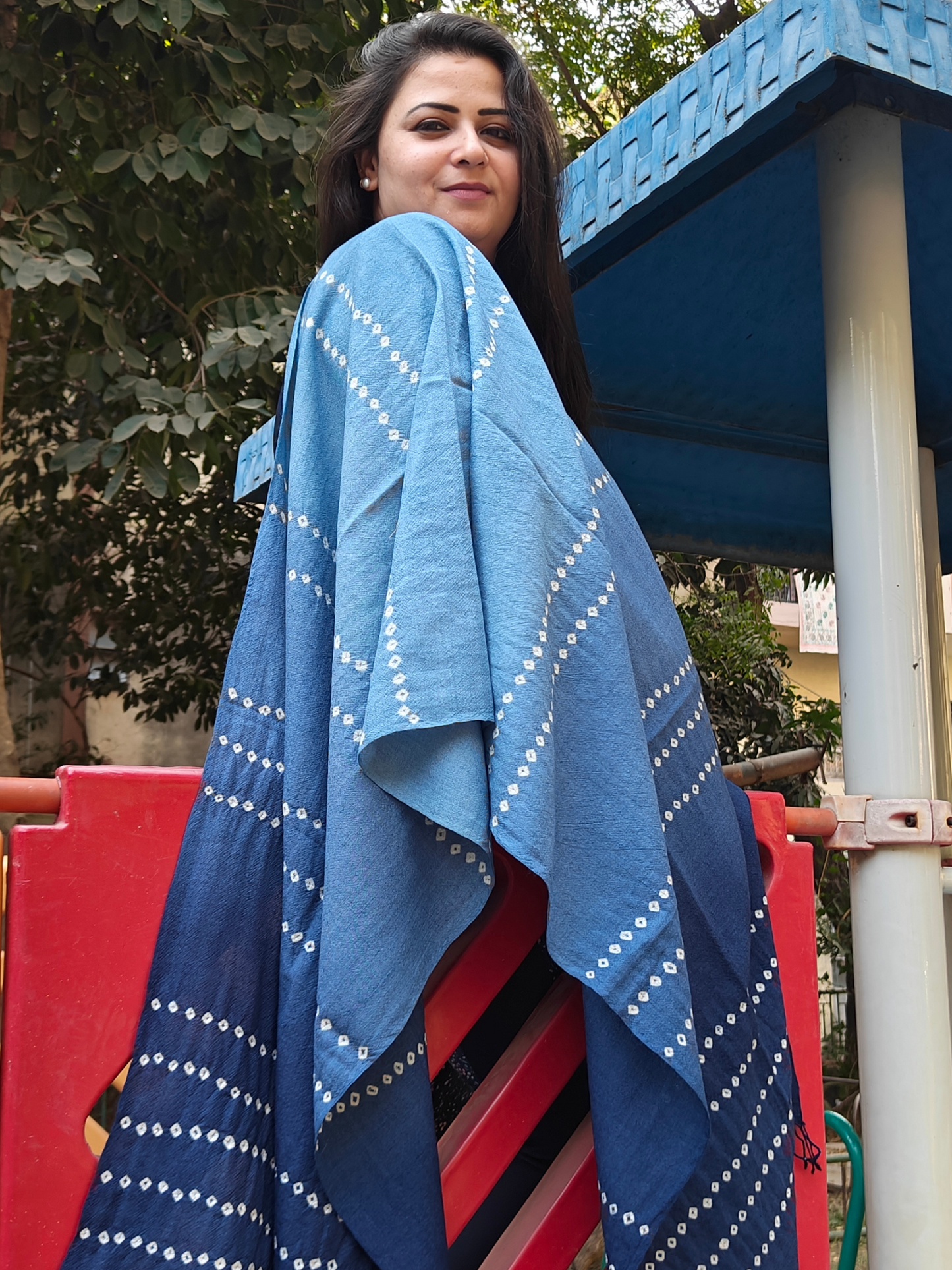 Indigo Blue Bandani Ombre Handwoven Woollen Stole