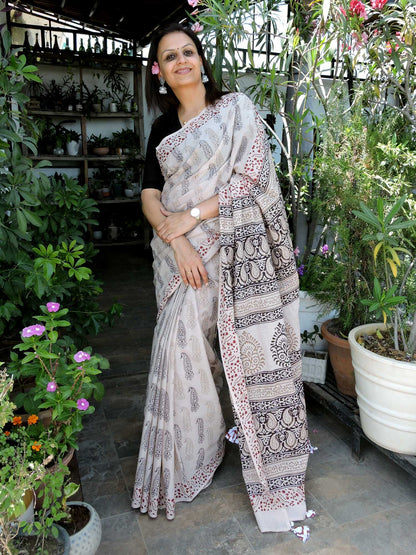 Off-white Kairi Bagh Print Cotton Saree